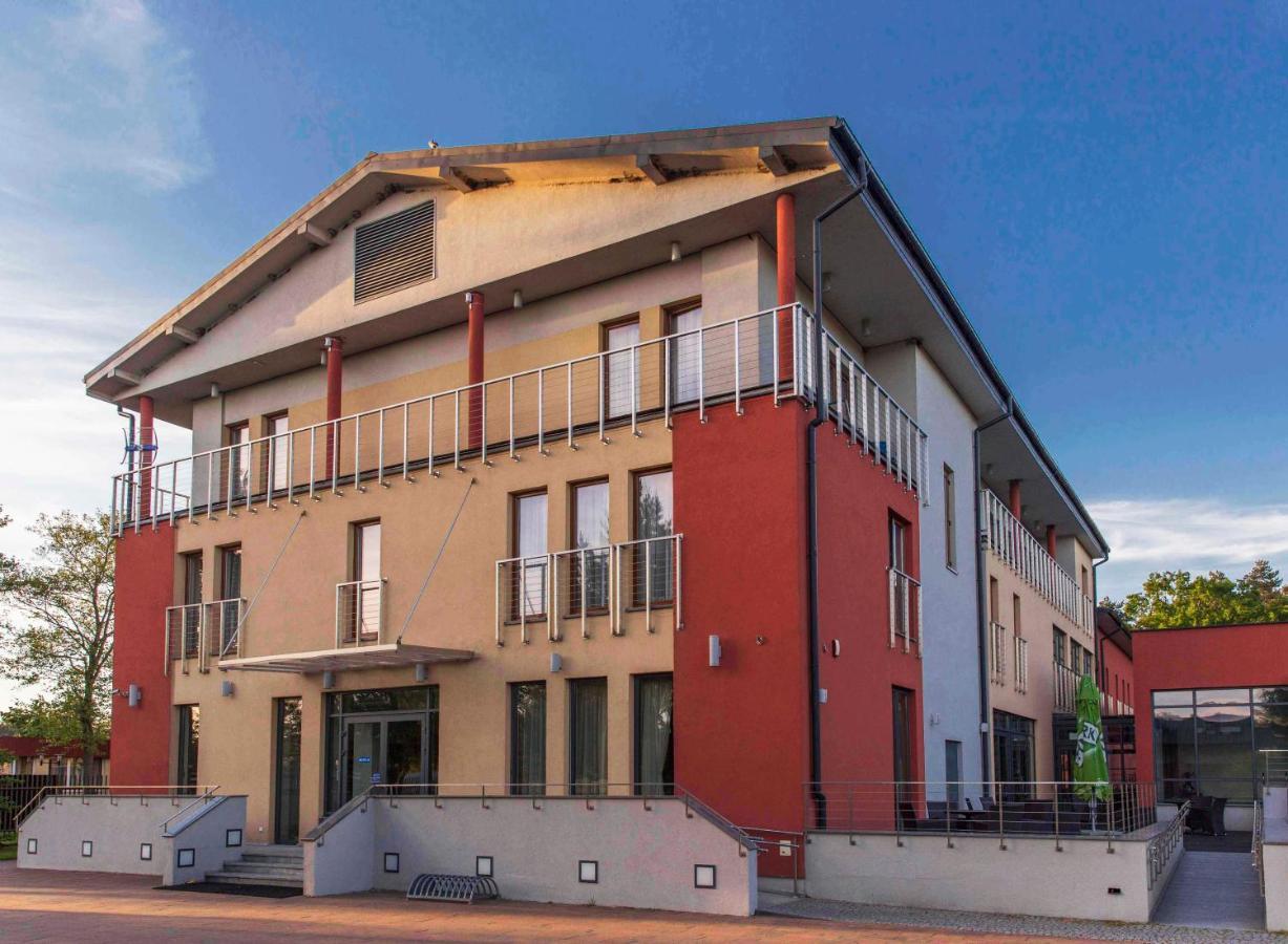 Centrum Wypoczynkowo-Konferencyjne Solaris Łazy Extérieur photo